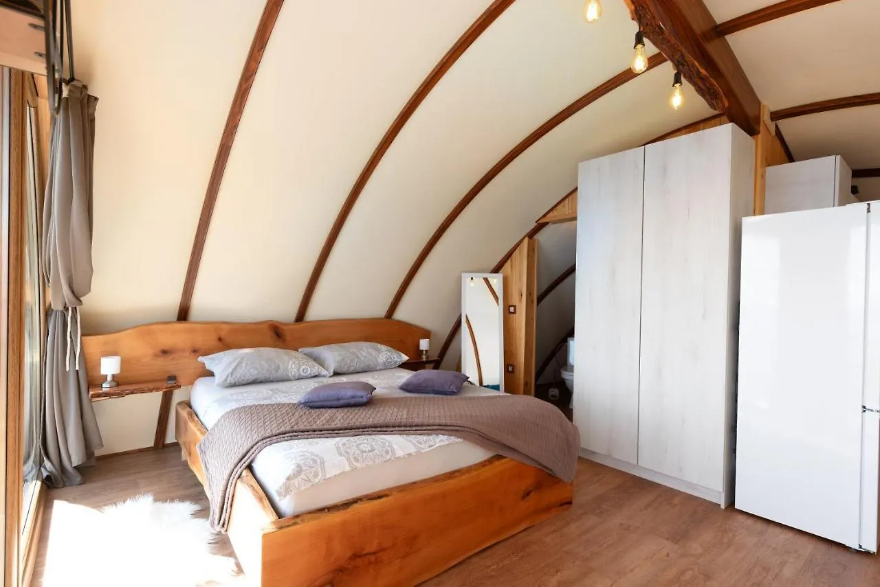 Glamping Bellamia Hotel Martina 0*,